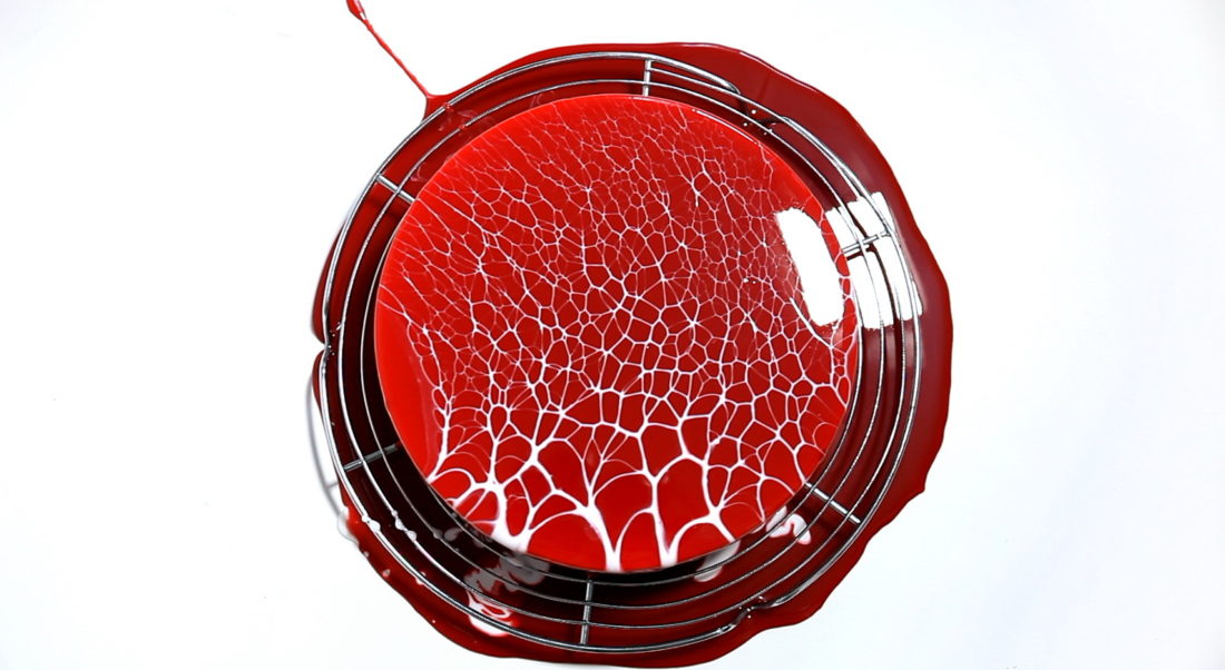 Spider web Mirror Glaze recipe